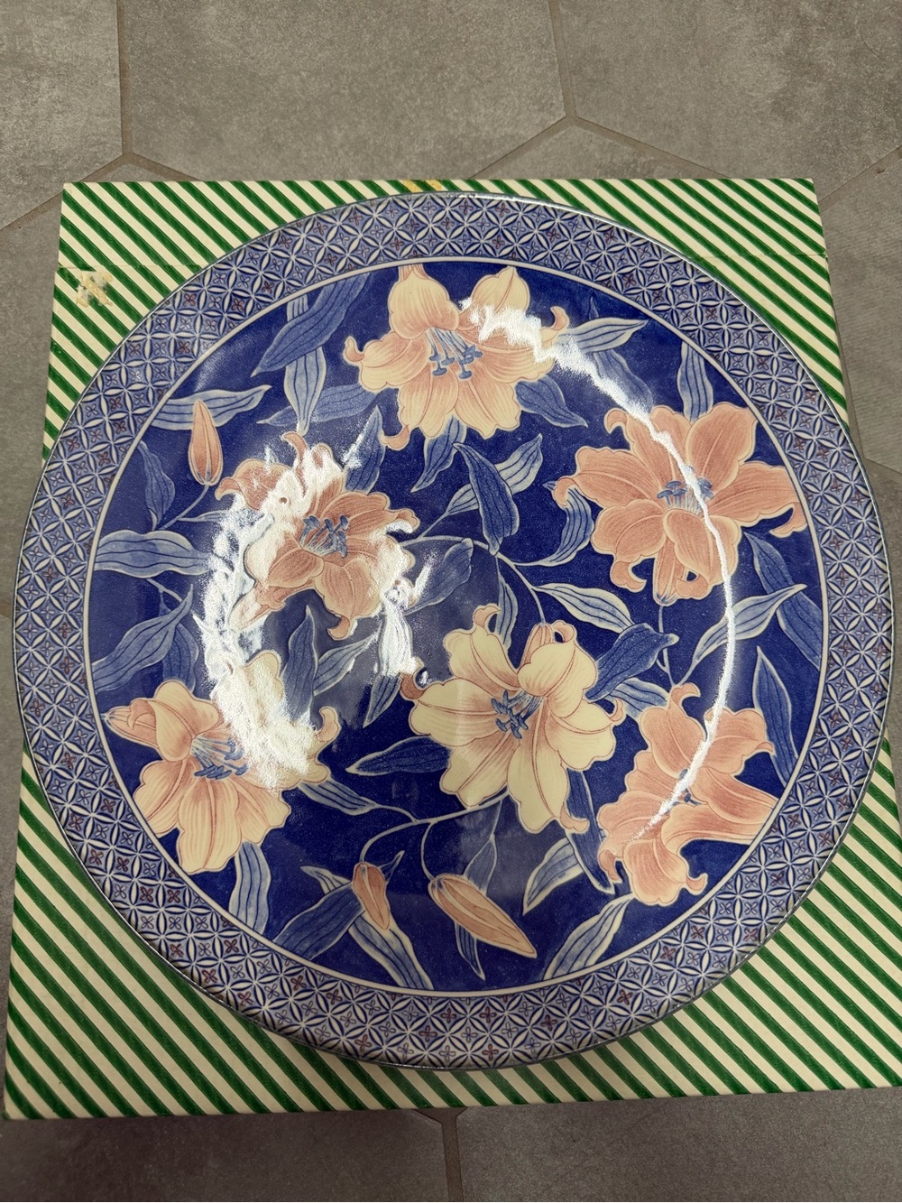 Vintage Sun Ceramics Japan SE-80542 Cobalt Lily Floral 12.5” Charger w Box